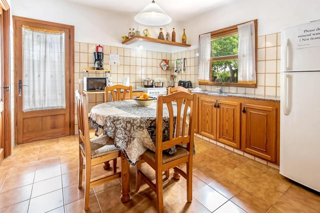 פוינסה Villa Sol Roma